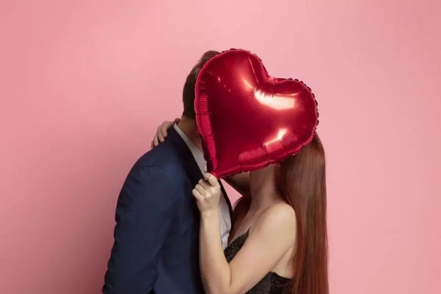 Ngày Lễ tình nhân có ý nghĩa tôn vinh tình yêu.