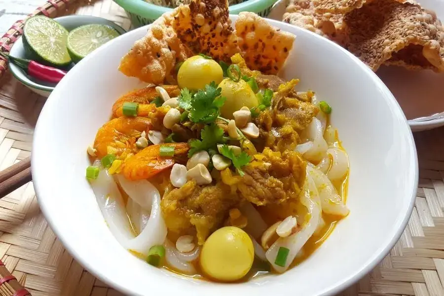 Hương vị từ món mì quảng cho dân văn phòng