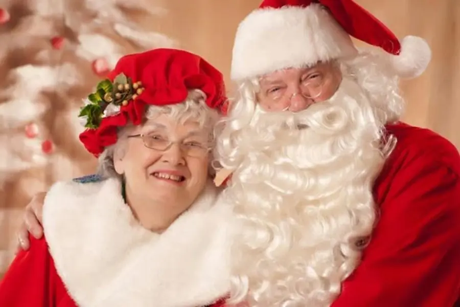 Bà già Noel từng được nhắc đến trong phim ảnh và tiểu thuyết.
