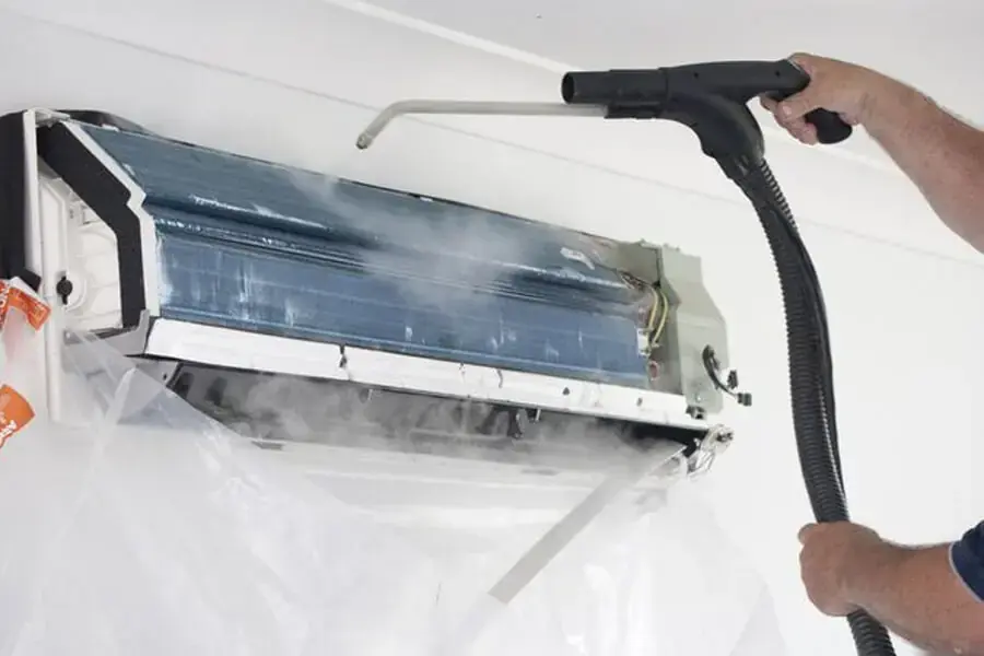 Vệ sinh dàn lạnh chuyên sâu sẽ giúp máy lạnh hoạt động nhẹ nhàng hơn (Hình ảnh: Top10chonloc)
