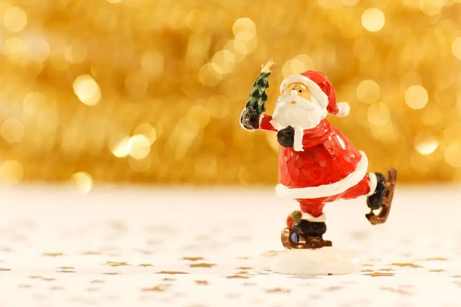 Tượng để bàn decor văn phòng xinh xắn, dễ thương hình ông già Noel.