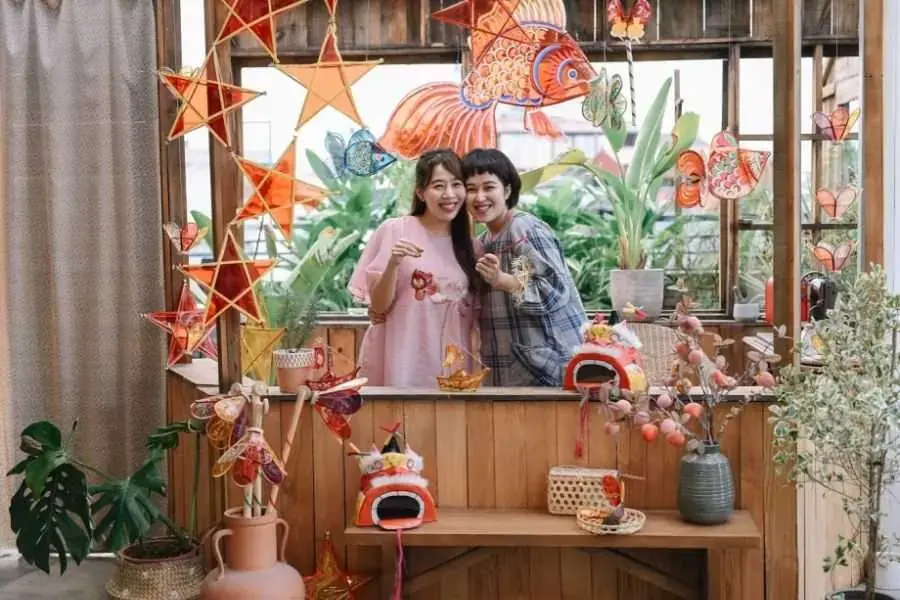Với những vật liệu Trung thu quen thuộc nhưng rất nổi bật không gian.