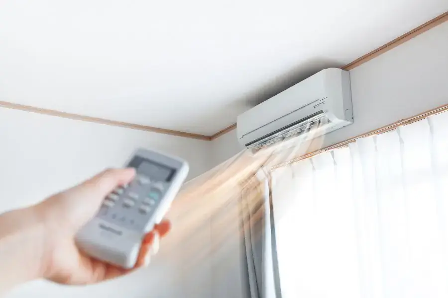 Chế độ sưởi ấm của điều hòa 2 chiều tạo bầu không khí ấm áp vào mùa đông