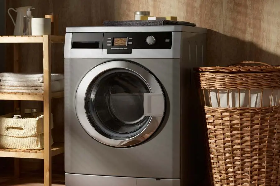 Máy giặt của Panasonic đa dạng về mẫu mã vẫn còn hạn chế.