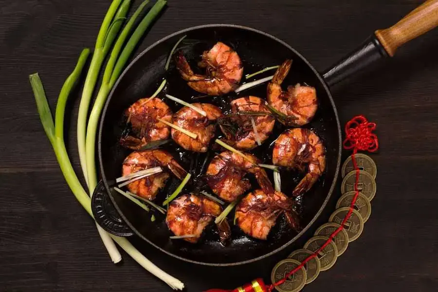 Tôm là nguồn thực phẩm giá thành vừa phải lại cực kỳ nhiều dinh dưỡng