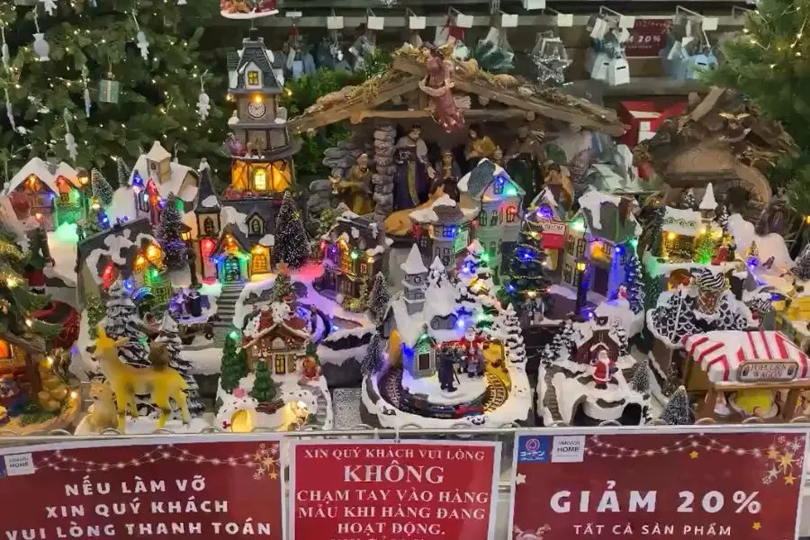 Mimasi HOME đang có ưu đãi giảm 20% cho tất cả các sản phẩm quà, trang trí Noel.