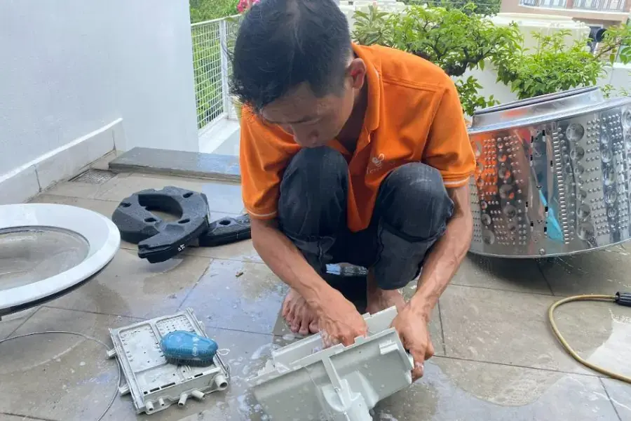 Bảo dưỡng máy giặt định kỳ từ 3 - 6 tháng/lần.