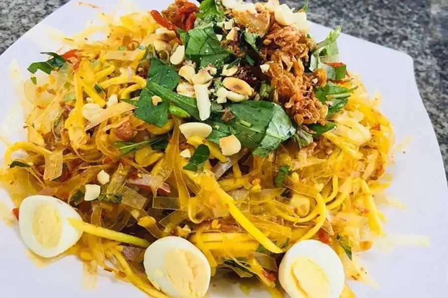 Bánh tráng trộn thơm ngon trọn vị