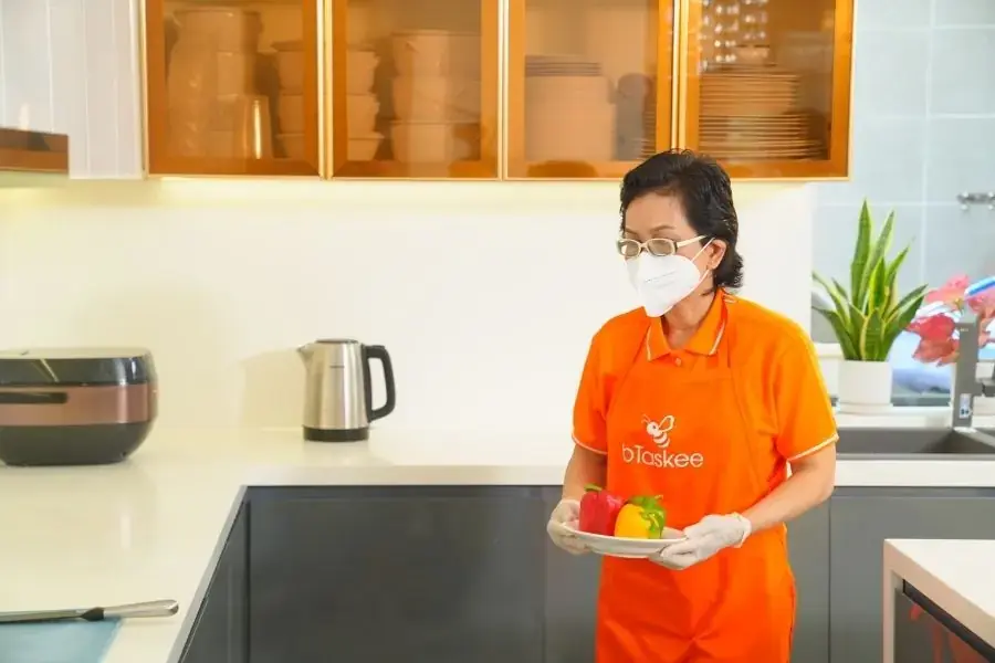 Đặt bTaskee Nấu Ăn Gia Đình - Món ngon nóng hổi, chuẩn vị mẹ nấu ngay tại nhà.
