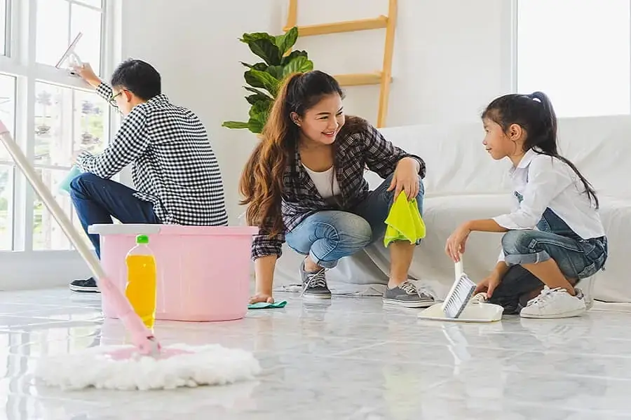 Dọn dẹp lại toàn bộ nhà là cách sắp xếp nhà cửa gọn gàng mà bạn cần áp dụng