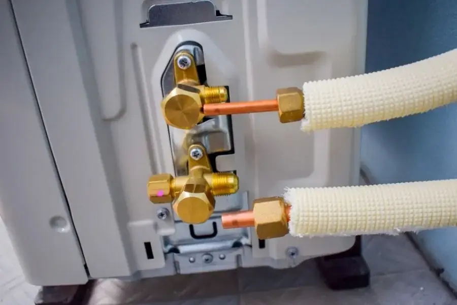 Ống dẫn gas máy lạnh có nhiệm vụ dẫn ga từ dàn lạnh đến dàn nóng (Hình ảnh: Zameen)