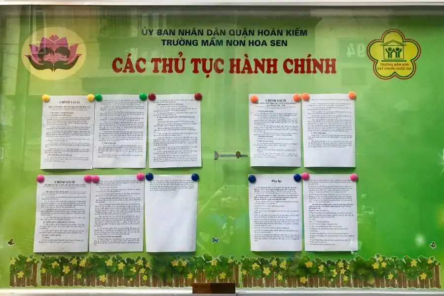Tạo nội dung chính cho bảng tuyên truyền