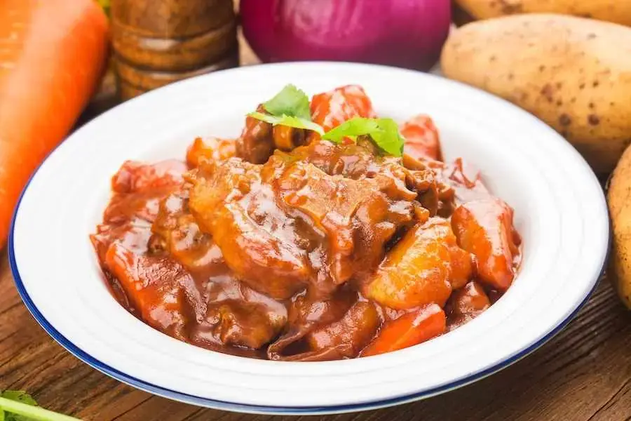 Đậm vị với món ngon gân bò chua ngọt