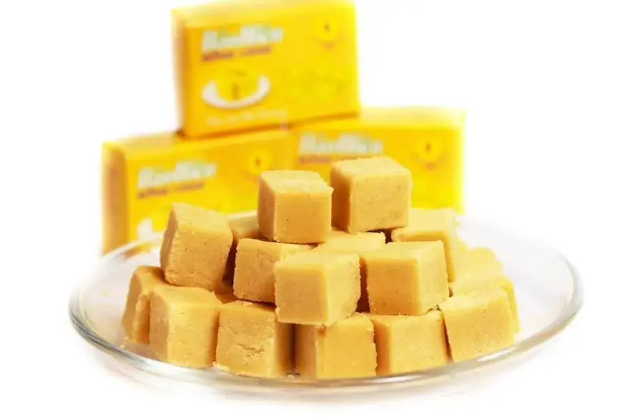 Bánh đậu xanh thường xuất hiện trong mâm lễ Đoan Ngọ của miền Bắc