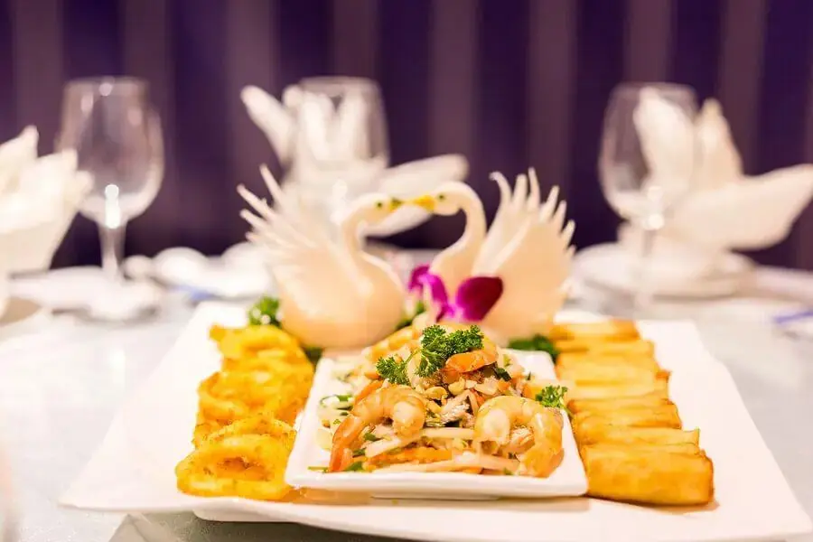Món ăn chính được xem là linh hồn của buổi tiệc cưới