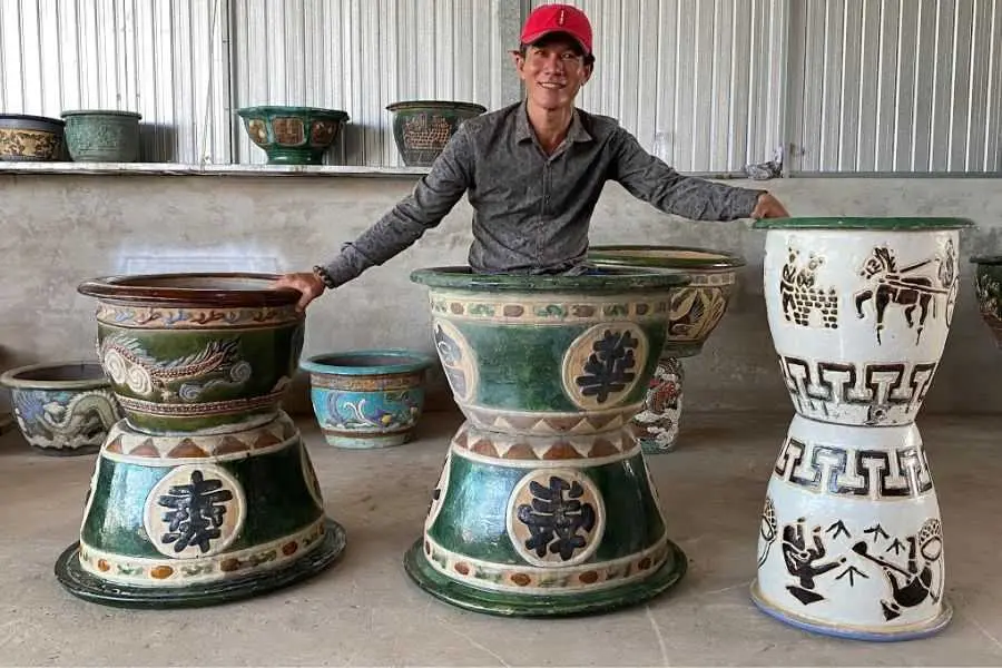 Có thể chọn mua hoặc đặt chậu kiểng theo mẫu để phù hợp với phong thủy của ngôi nhà.