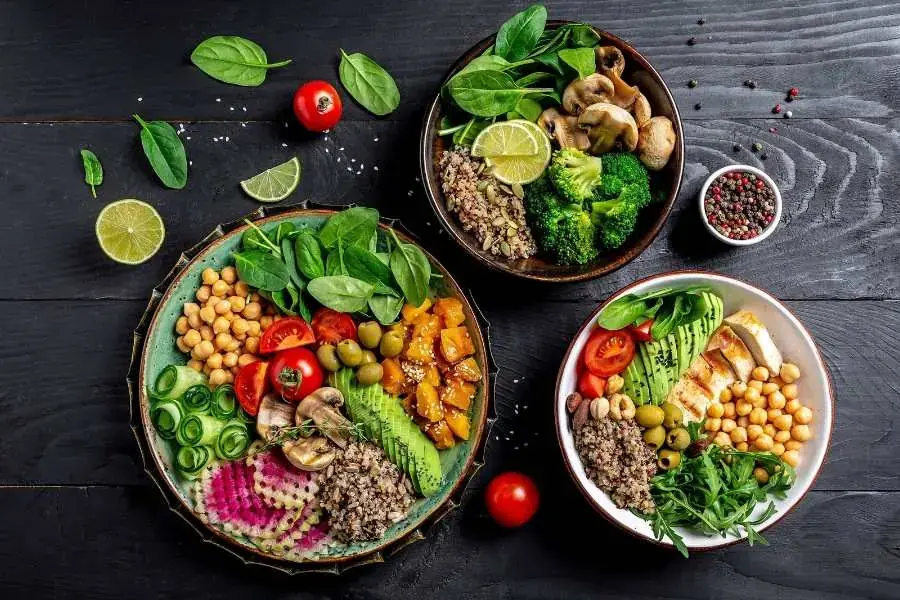 Mẫu thực đơn eat clean ngày 2 cho người giảm cân.