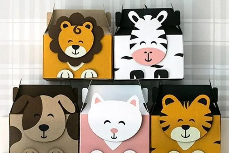 Với nguyên liệu và dụng cụ đơn giản có thể tạo ra nhiều mẫu hộp hình thú đáng yêu.