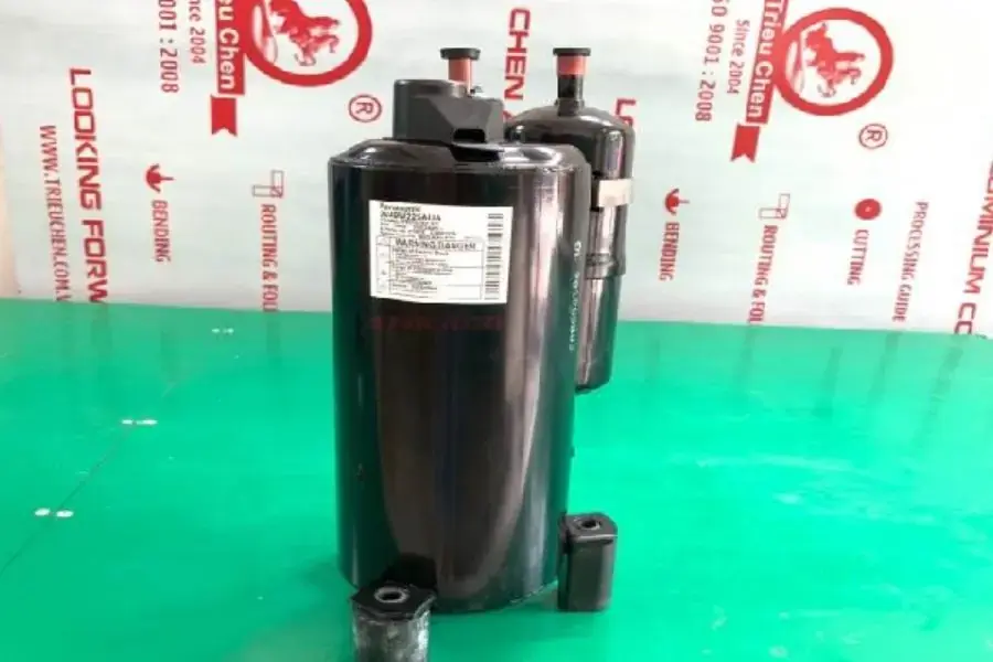 Lỗi block máy có thể dẫn đến tình trạng hư hỏng và báo đèn đỏ.