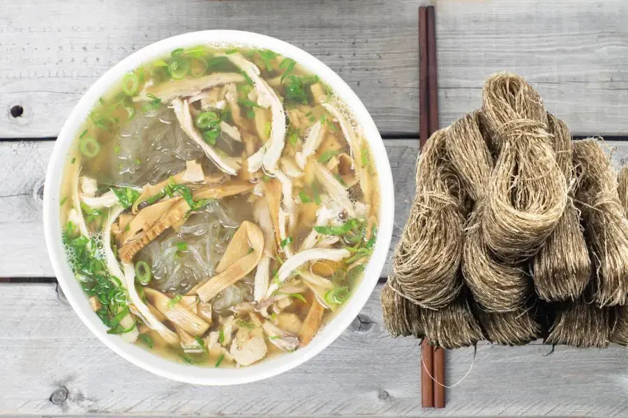 Miến dong chứa quá ít tinh bột dẫn đến tình trạng mau đói, cồn ruột.