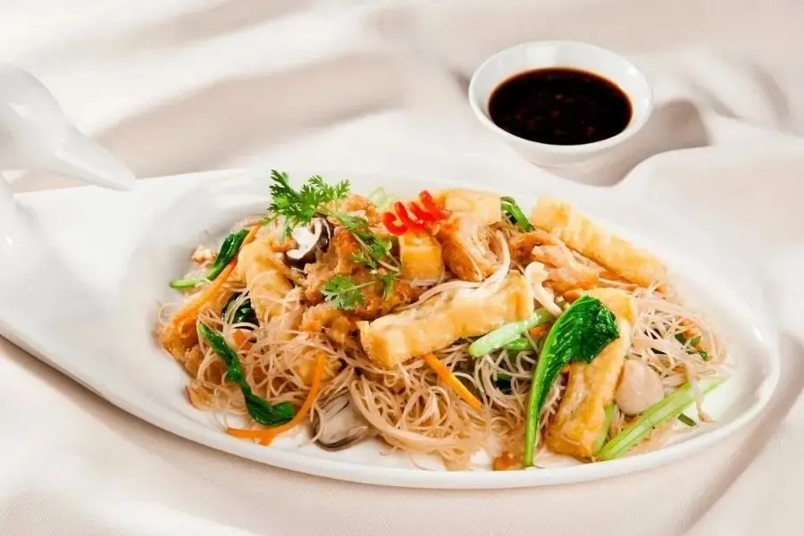 Món phở xào chay dai dai, bắt miệng