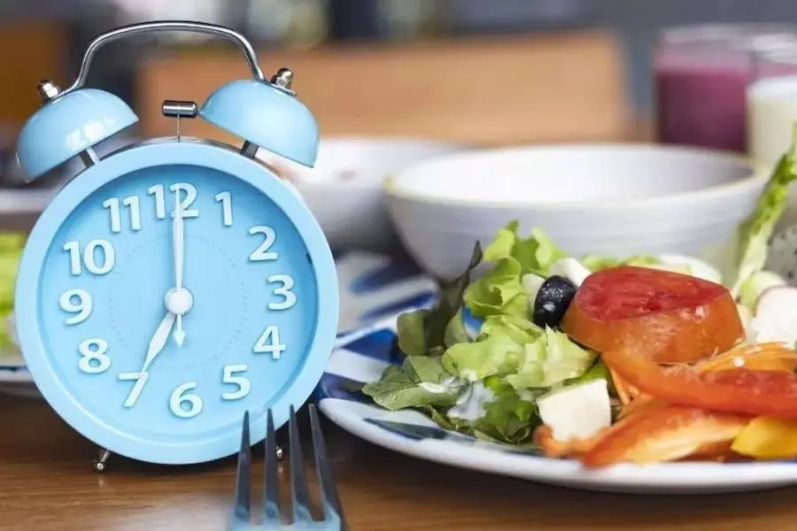 Thực đơn cho bé 2 tuổi lười ăn cần đủ bữa và đúng giờ.