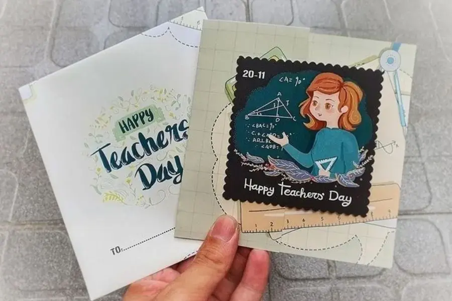 Nếu bạn có nhiều hoa tay, có thể chọn những mẫu thiệp trang trí phức tạp 1 chút.