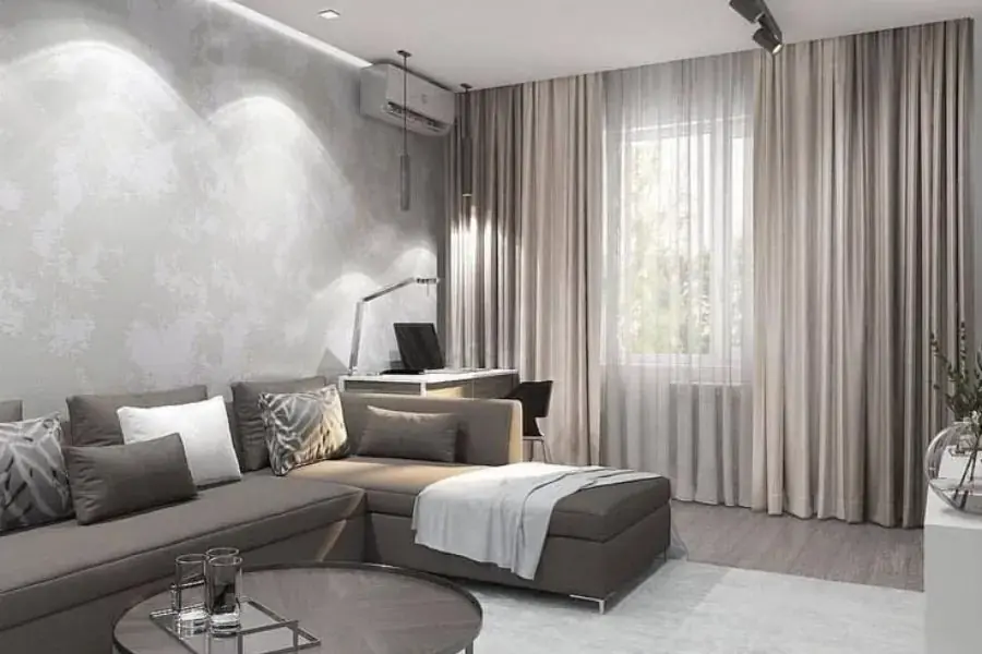 Phối tường màu trắng với rèm cửa màu kem