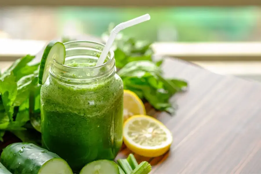 Sinh tố chanh dưa chuột với công dụng loại bỏ độc tố, hỗ trợ đốt cháy mỡ thừa