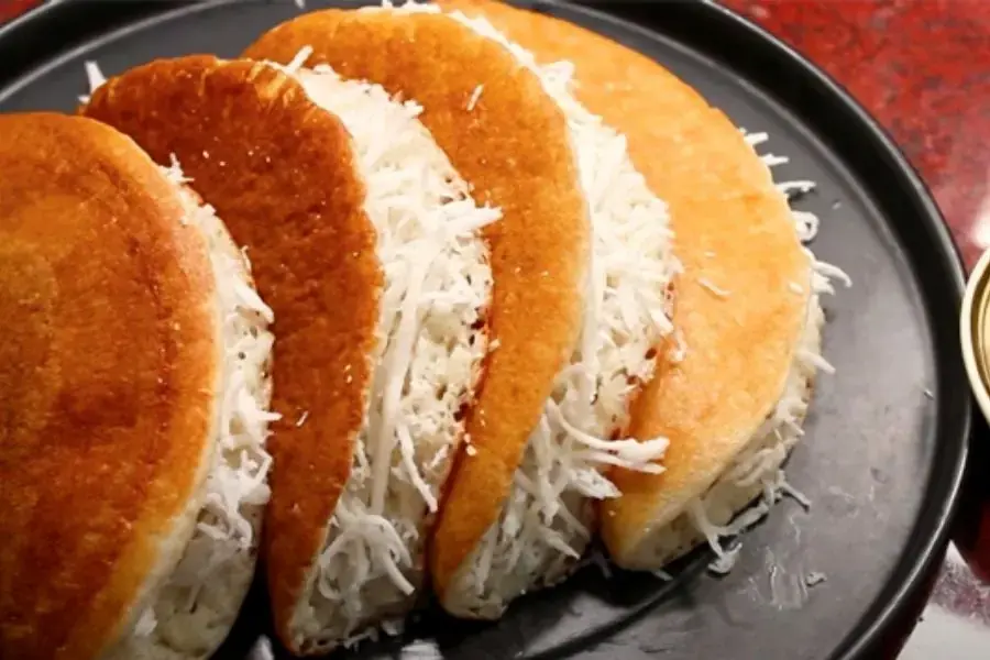 Bánh bò nướng nhân dừa