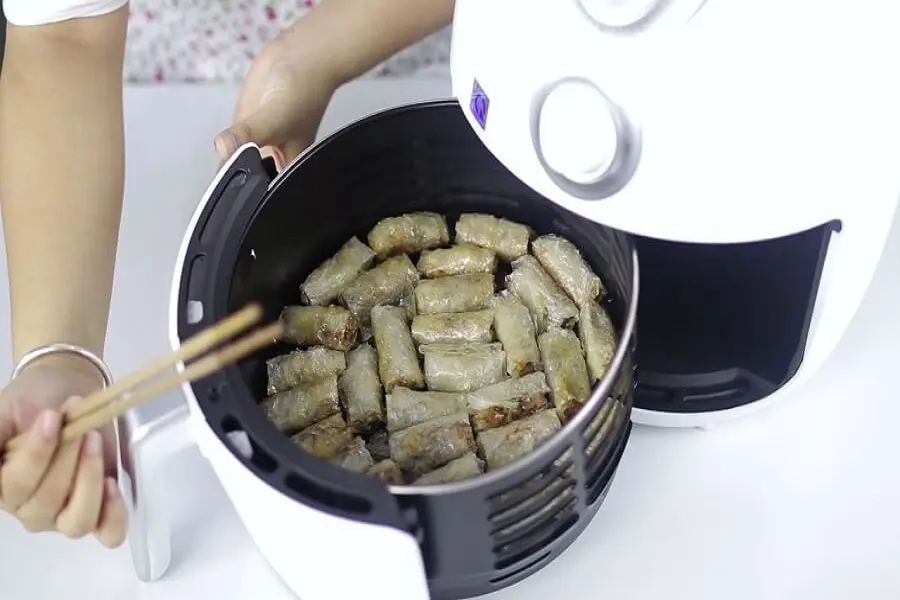 Sử dụng nồi chiên không dầu