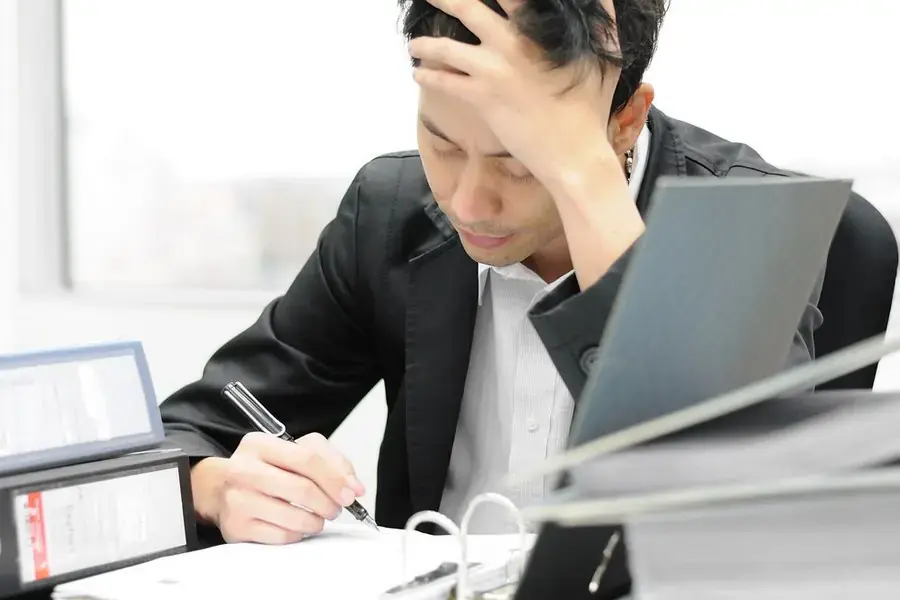 Tình trạng viêm loét dạ dày khiến dân văn phòng khó chịu