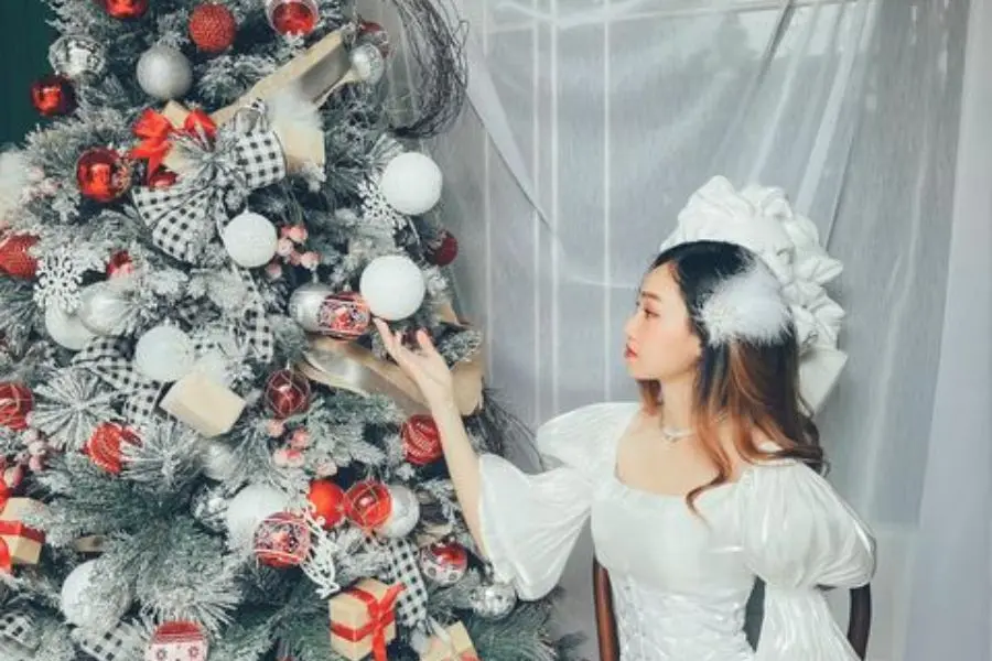 Vẻ ngoài kiều diễm hệt như tuyết trắng bao phủ là điểm hút khách cực lớn của quán.