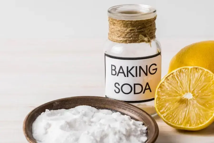 Baking soda khi pha loãng với giấm là hỗn hợp làm sạch hiệu quả