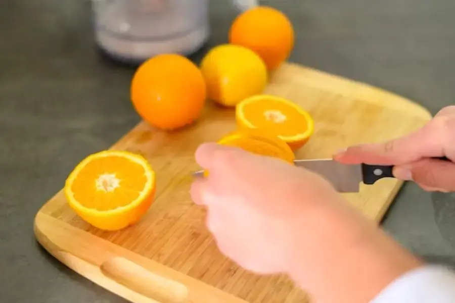 Cam, quýt chứa lượng đường tự nhiên giúp hạn chế cảm giác thèm ăn