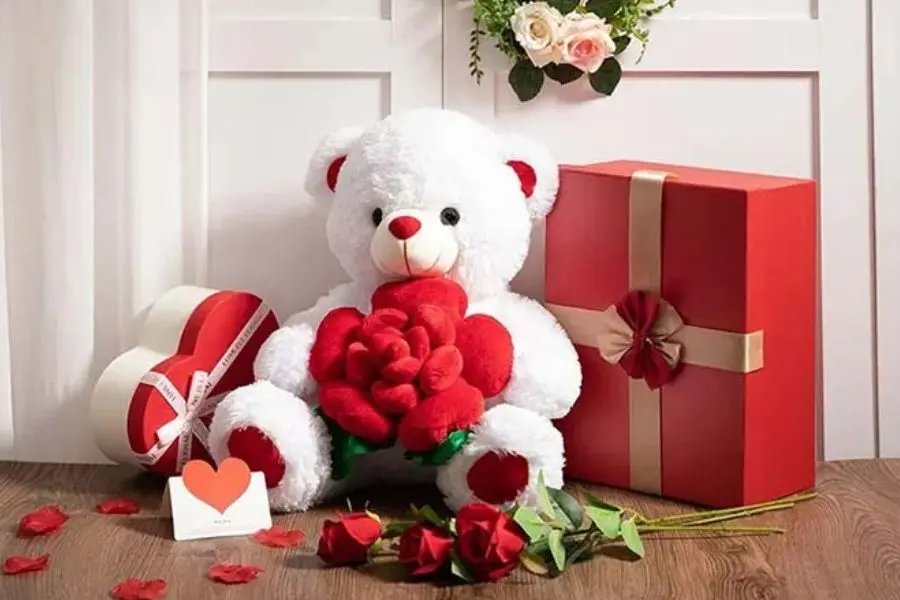 Gấu bông rất được ưa chuộng để làm quà 14/2.