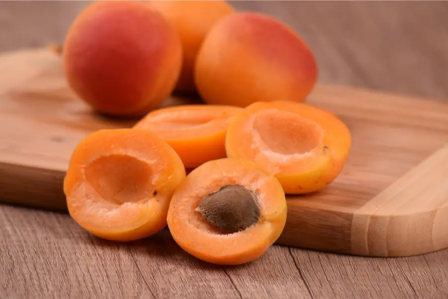 Quả mơ tươi tốt cho hệ tiêu hoá.