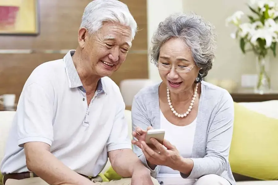Luôn cố gắng động viên, giữ một tâm lý vững vàng, yêu đời để đẩy lùi bệnh tật
