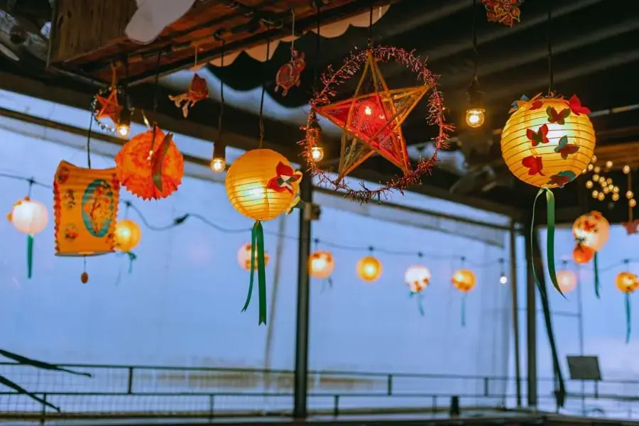 Decor Trung thu tại nhà với 1 vài phụ kiện đơn giản nhưng rất đẹp.