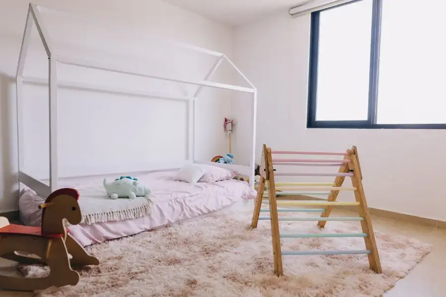 Decor phòng ngủ nhỏ không giường cho bé