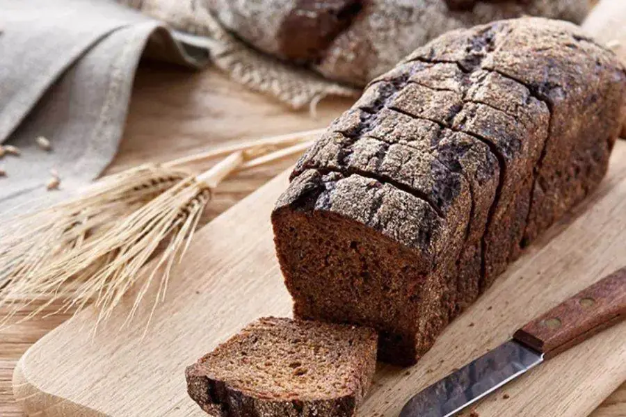 Thực đơn tăng cơ giảm mỡ với bánh mì đen