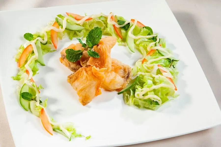 Cá bớp chiên giòn sốt chanh hương vị dễ ăn, không bị quá ngấy