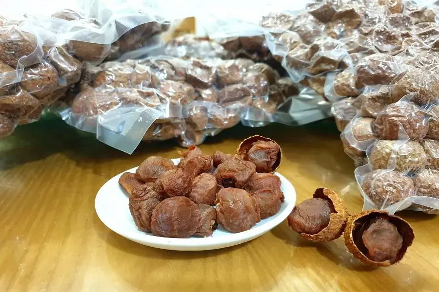Bảo quản vải sấy trong túi hút chân không
