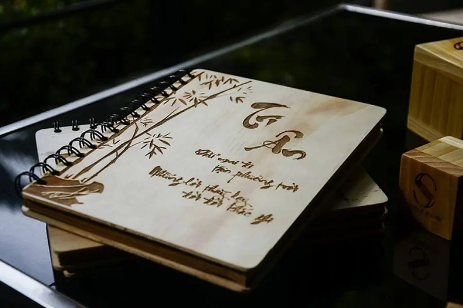Mẫu thiệp này chắc chắn sẽ làm Quý cô giáo yêu thích.