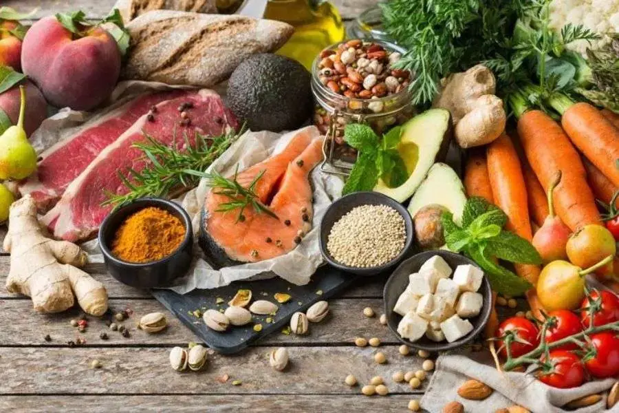 Bổ sung đa dạng các chất dinh dưỡng trong thực đơn giảm cân 1 tháng