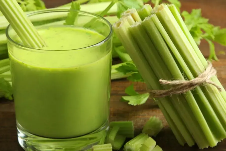 Nước ép cần tây làm giảm chất lượng tinh trùng