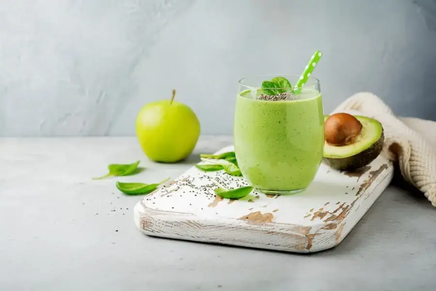 Sinh tố bơ táo cung cấp vitamin, khoáng chất cần thiết cho bé và gia đình bạn (Nguồn: Shutterstock)