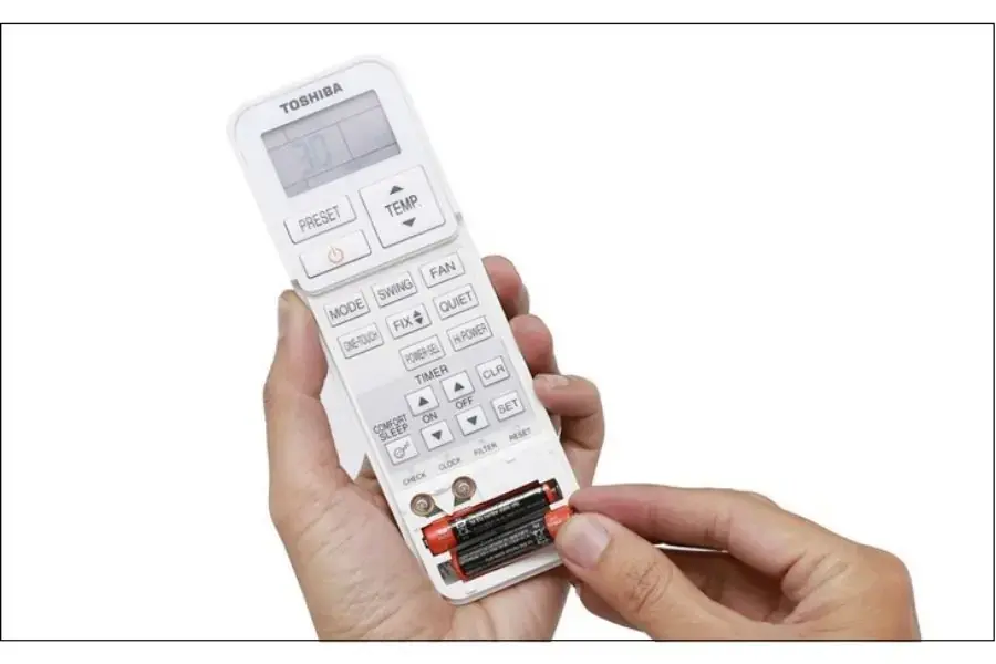 Máy lạnh không nhận tín hiệu do remote bị liệt