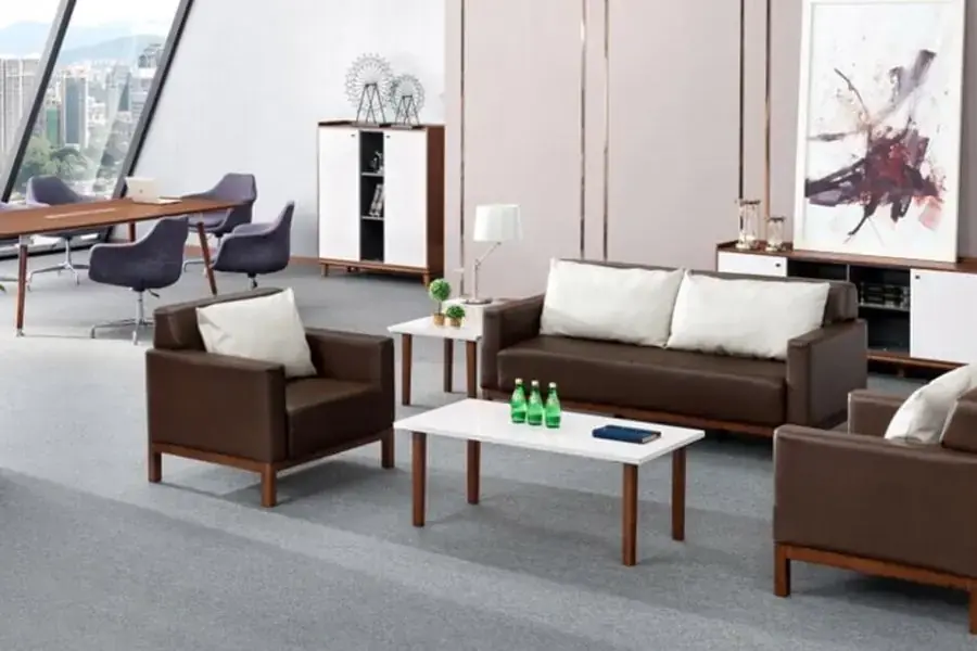 Ghế sofa nâu làm cho văn phòng trở nên trang trọng (Hình ảnh: Haosenfurniture)