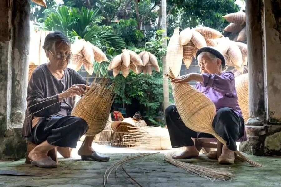Chúc những người phụ nữ Việt Nam ngày 20/10 luôn vui vẻ và hạnh phúc.